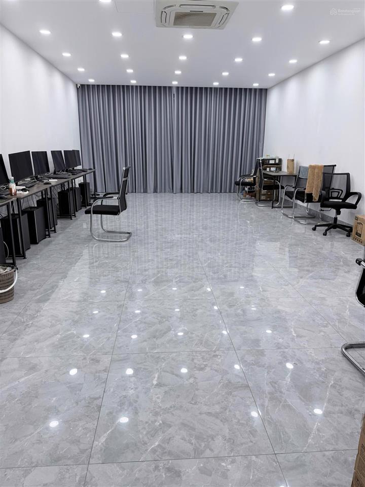 Cho thuê tầng 1,2 hoặc cả nhà tsq galaxy tố hữu. dt 100m2, 6 tầng thang máy. kinh doanh + vp đẹp