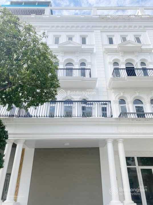 Tôi cho thuê nhà louis city đại mỗ. dt 90m², 5 tầng thang máy, full điều hòa. ô tô đỗ. giá cạnh tranh