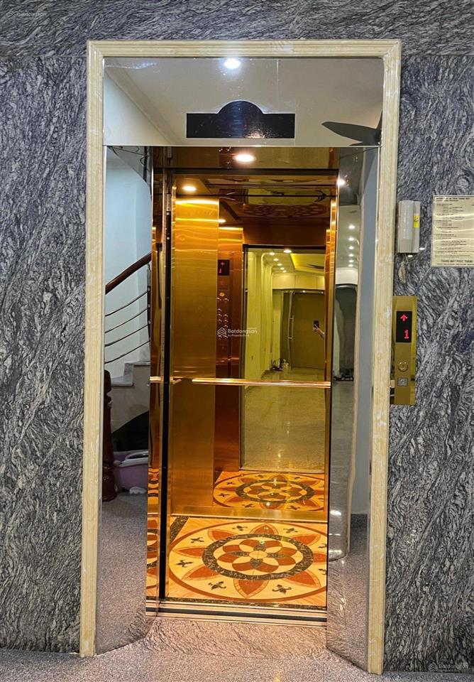 Cho thuê nhà nguyễn khuyến  kđt văn quán. dt 70m2, 6 tầng thang máy, thông sàn. ô tô đỗ cửa