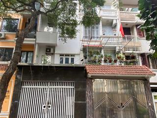 Cho thuê nhà nguyễn hoàng  gần bến mỹ đình. dt 75m2, 5 tầng, mt 5m. phù hợp các mô hình