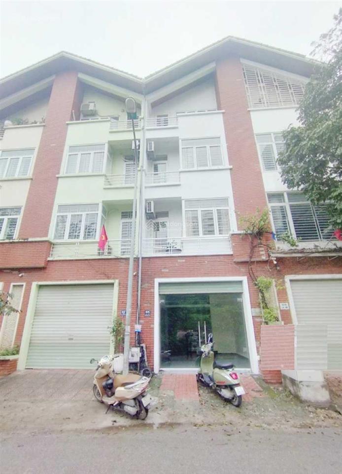 Cho thuê nhà nguyễn văn lộc  mỗ lao. dt 80m2, 4 tầng, mt 5m, đủ đh, có vỉa hè. ô tô đỗ cửa