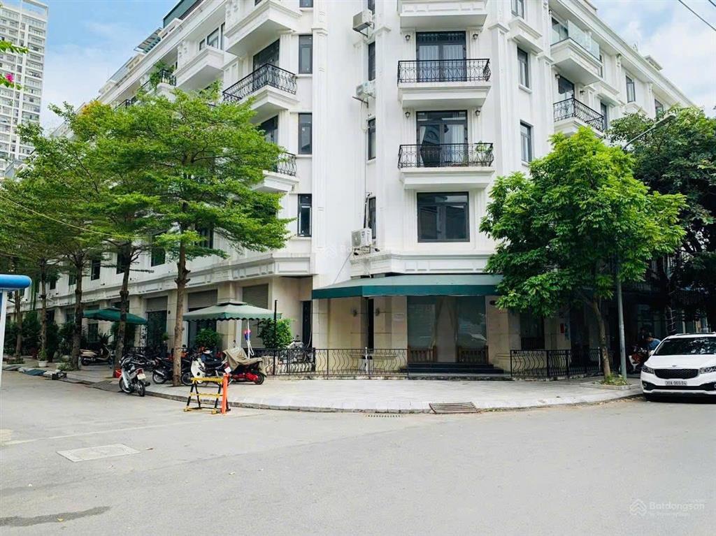Cho thuê lk xuân la  tây hồ. dt 100m2, 5 tầng, mt 6m. full điều hòa. phù hợp nhiều mô hình