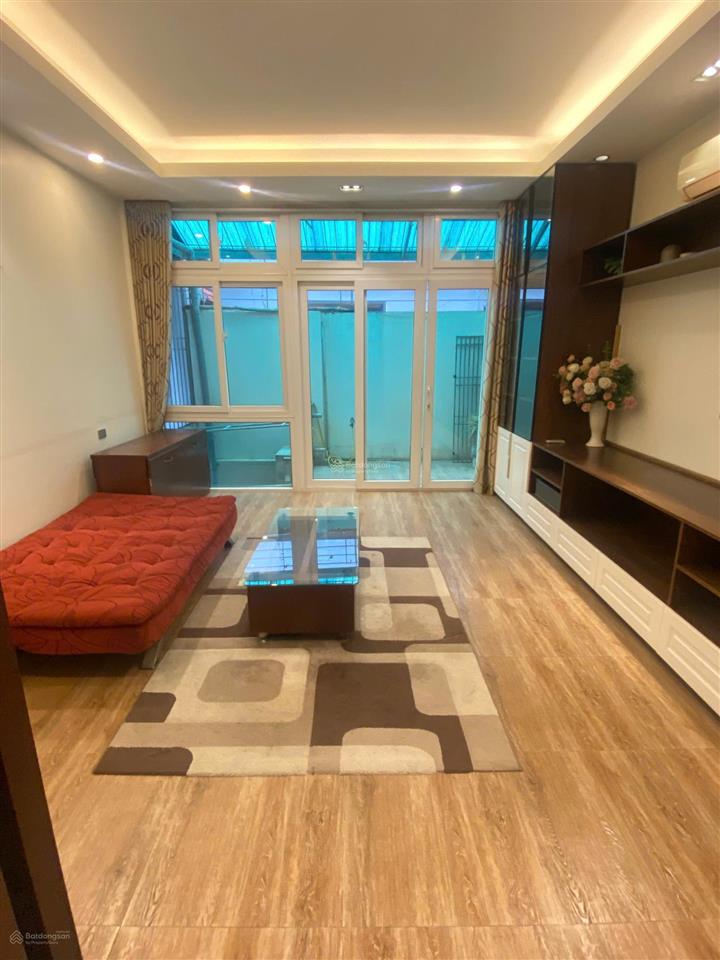 Cho thuê nhà trung văn vinaconex 3  cương kiên. dt 90m2, 5 tầng, mt 5m. đủ nội thất. ô tô đỗ cửa