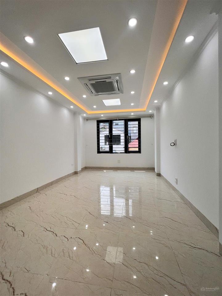 Cho thuê nhà mễ trì, nam tl. dt 60m2, 7 tầng thông sàn, thang máy, đh âm trần. kinh doanh+vp đẹp