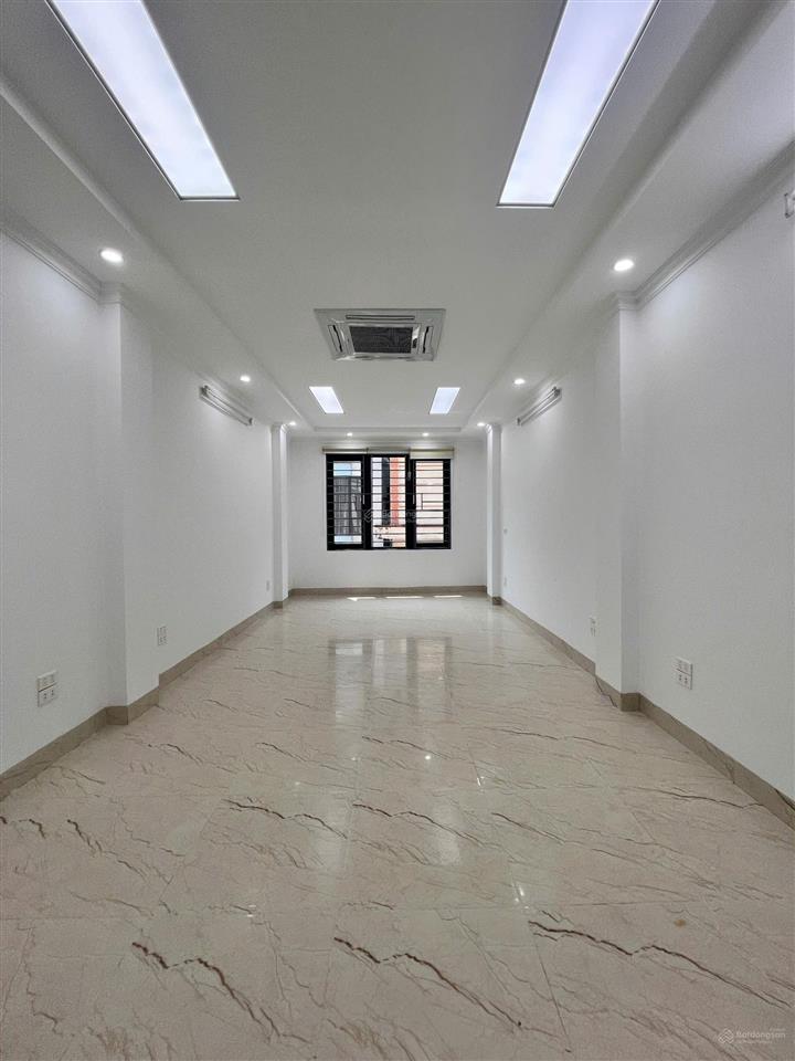 Cho thuê nhà mễ trì, nam tl. dt 60m2, 7 tầng thông sàn, thang máy, đh âm trần. kinh doanh+vp đẹp
