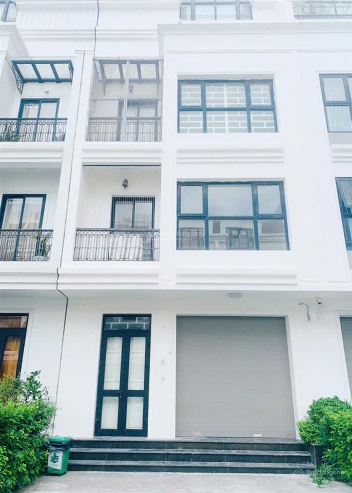 Cho thuê nhà riêng vinhomes hàm nghi, mỹ đình. dt 100m2, 5 tầng, thang máy. phù hợp các mô hình