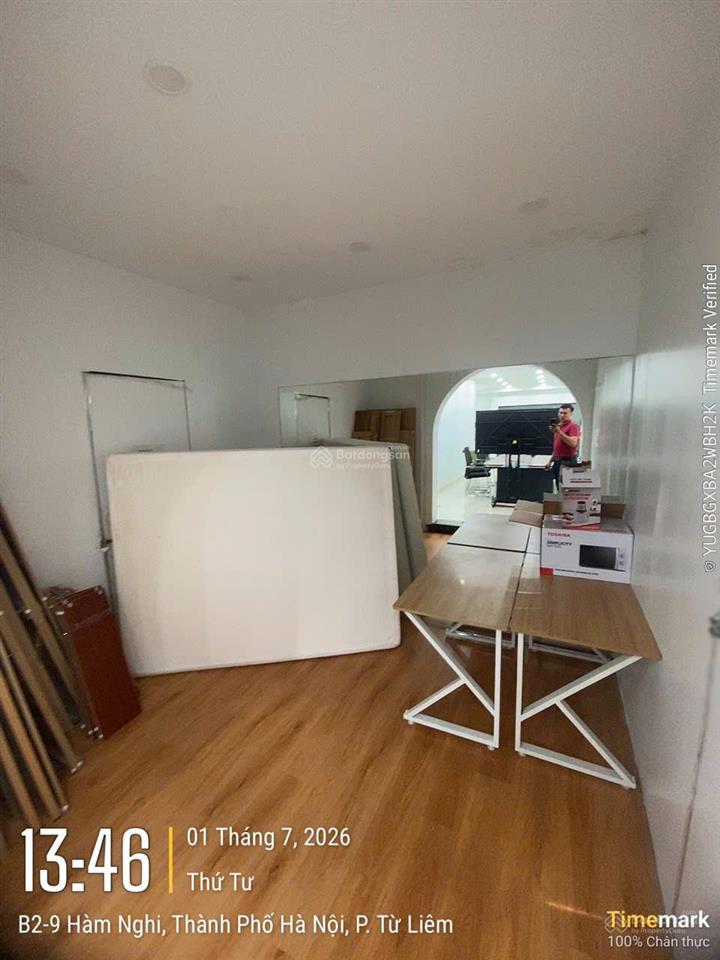 Cho thuê lk vinhomes hàm nghi  mỹ đình. dt 96m2, 5 tầng thông sàn, thang máy. kinh doanh tốt