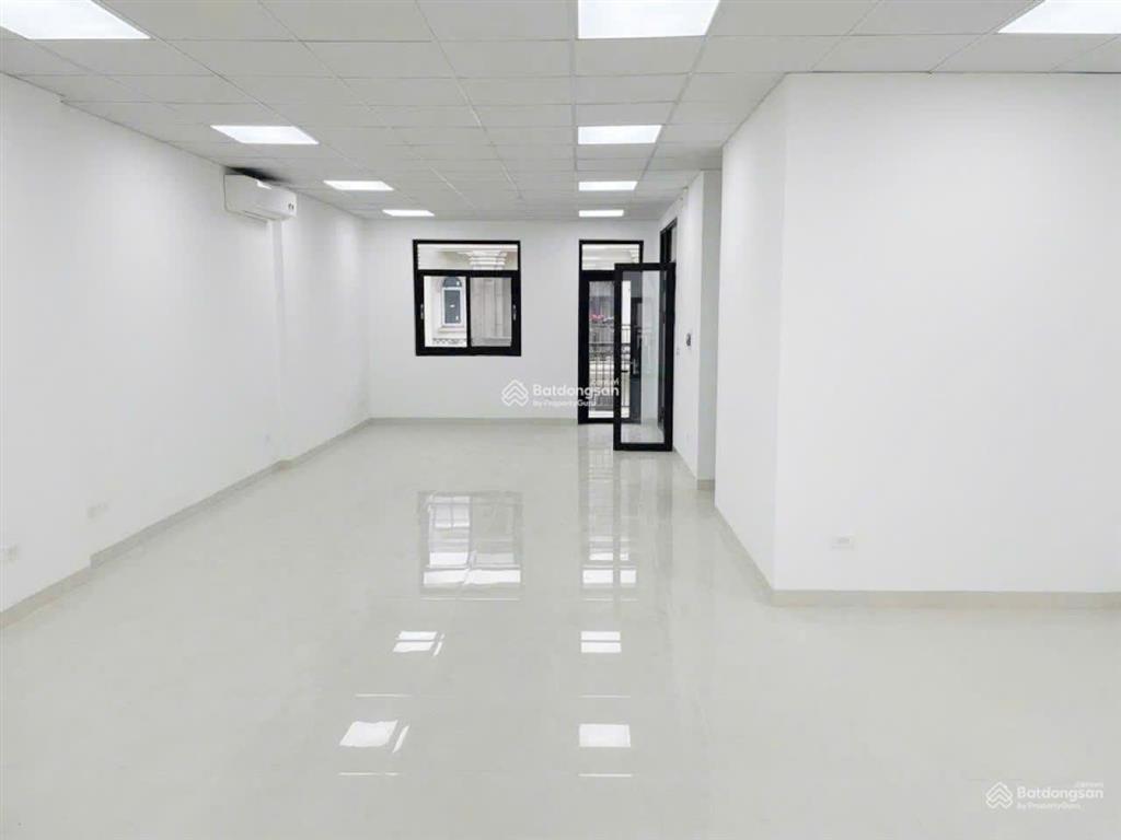 Cho thuê nhà riêng him lam vạn phúc. dt 100m2, 7 tầng, mt 6.5m, thang máy. kinh doanh+vp. nhà mới