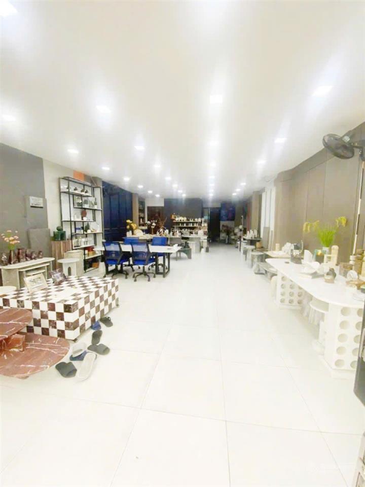 Cho thuê lk khu cgeleximco lê trọng tấn,dương nội. dt 120m2, 4 tầng thông sàn. phù hợp các mô hình