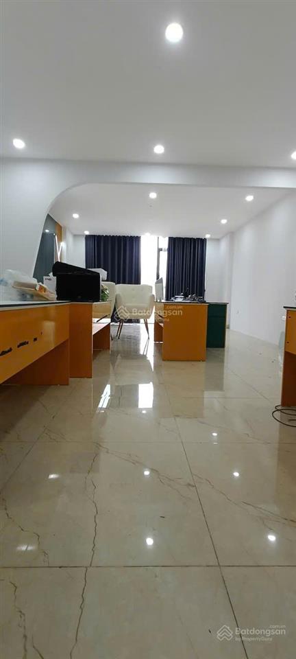 Cho thuê lk văn khê, tố hữu. dt 85m2, 6 tầng thông sàn, thang máy cuối. ô tô đỗ cửa. kinh doanh đẹp