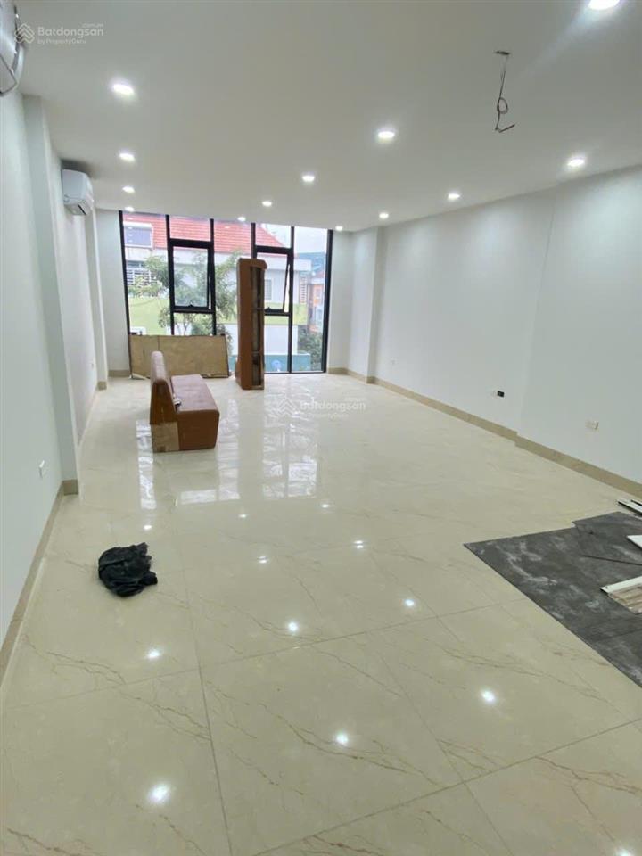 Cho thuê nhà kđt văn khê  tố hữu. dt 85m2, mt 5m, 6 tầng thông sàn, thang máy. phù hợp các mô hình