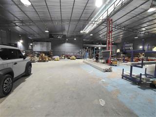 Cho thuê kho xưởng đại lộ thăng long  an khánh. dt 1300m2, kho đẹp, xe cont ra vào. giá rẻ