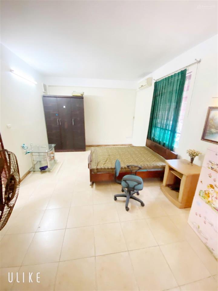 Cho thuê nhà văn yên, cạnh nguyễn khuyến  văn quán. dt 80m2, 5 tầng lô góc. ô tô đỗ quanh nhà