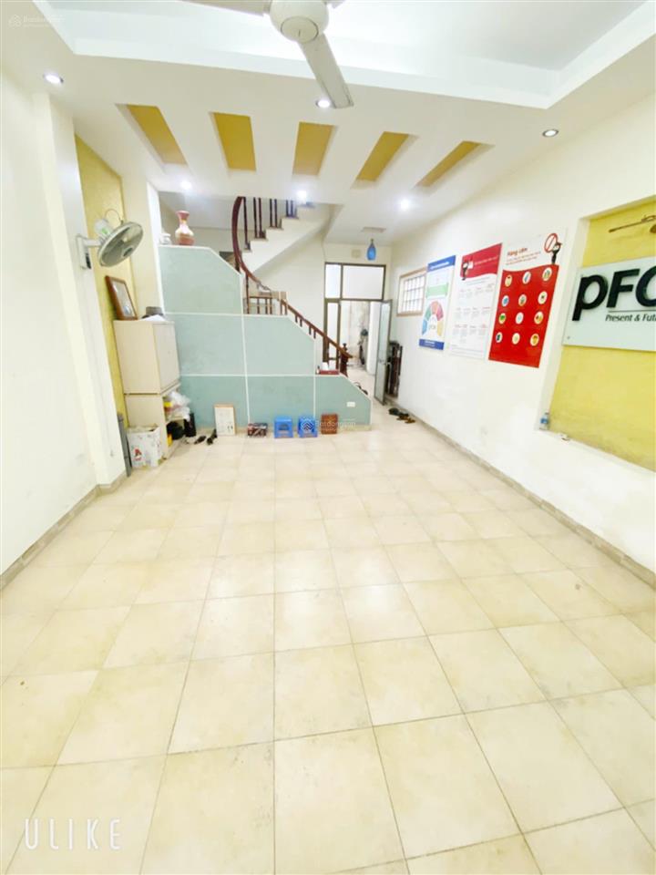 Cho thuê nhà văn yên, cạnh nguyễn khuyến  văn quán. dt 80m2, 5 tầng lô góc. ô tô đỗ quanh nhà