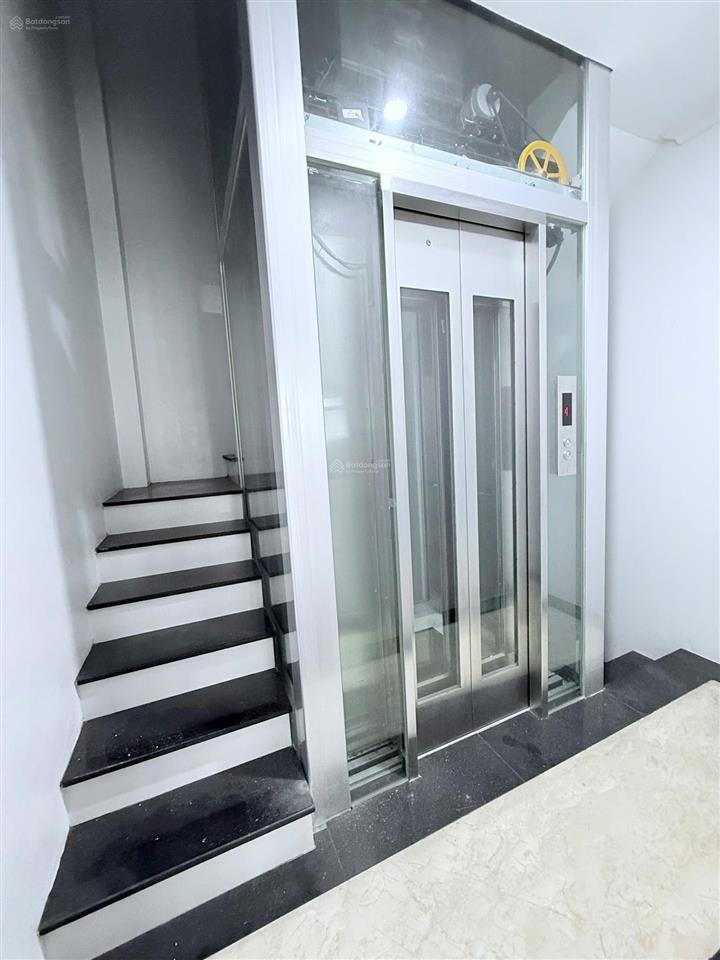 Cho thuê nhà phạm tuấn tài  cầu giấy. dt 60m2, 6 tầng thông sàn, thang máy, phù hợp các mô hình