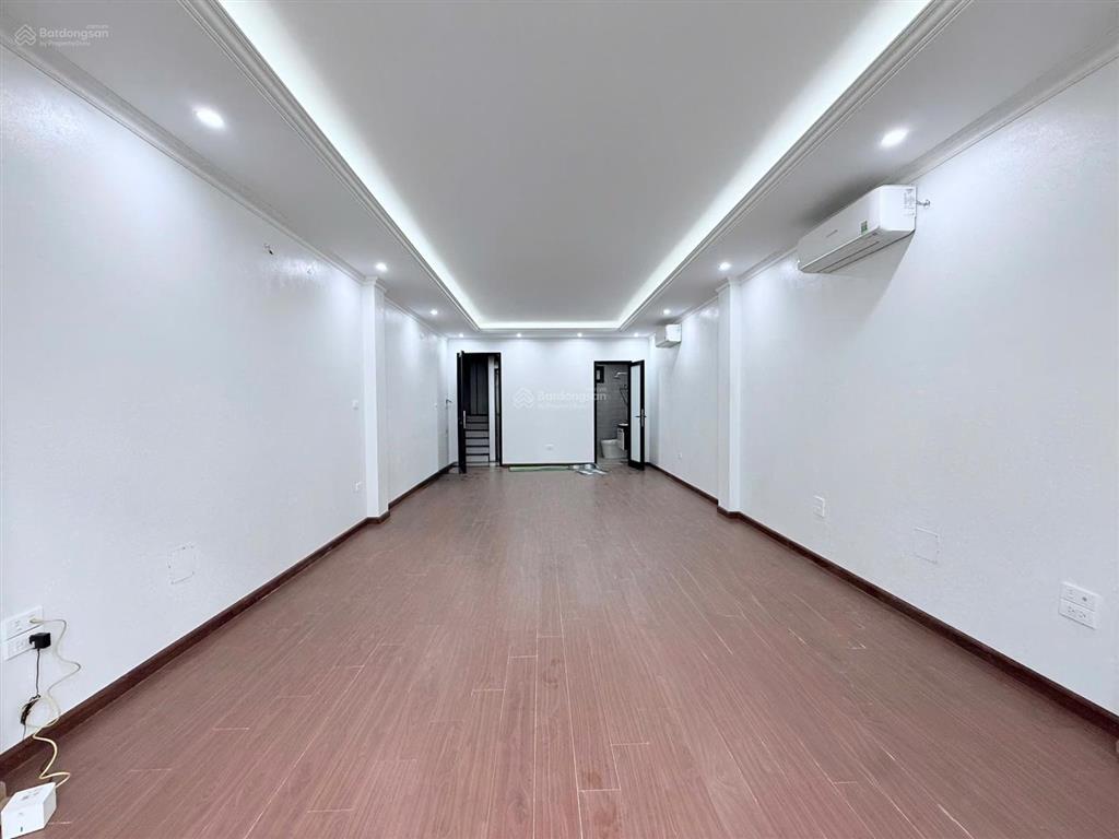 Cho thuê nhà phạm tuấn tài  cầu giấy. dt 60m2, 6 tầng thông sàn, thang máy, phù hợp các mô hình