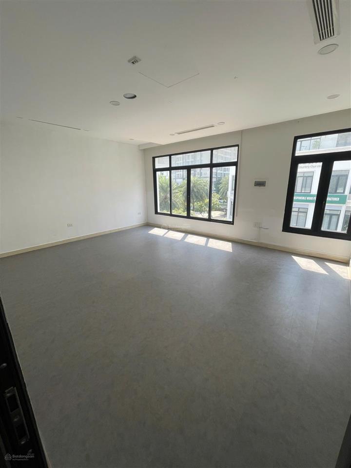 Cho thuê nhà riêng vinhomes hàm nghi, mỹ đình. dt 100m2, 5 tầng, thang máy. phù hợp các mô hình