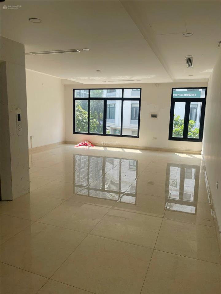 Cho thuê nhà riêng vinhomes hàm nghi, mỹ đình. dt 100m2, 5 tầng, thang máy. phù hợp các mô hình