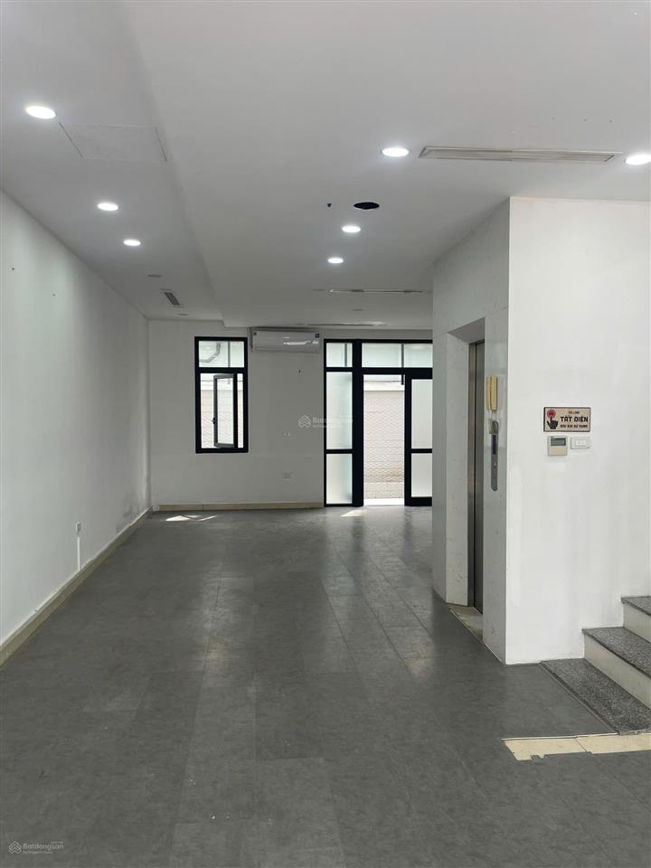 Cho thuê nhà riêng vinhomes hàm nghi, mỹ đình. dt 100m2, 5 tầng, thang máy. phù hợp các mô hình
