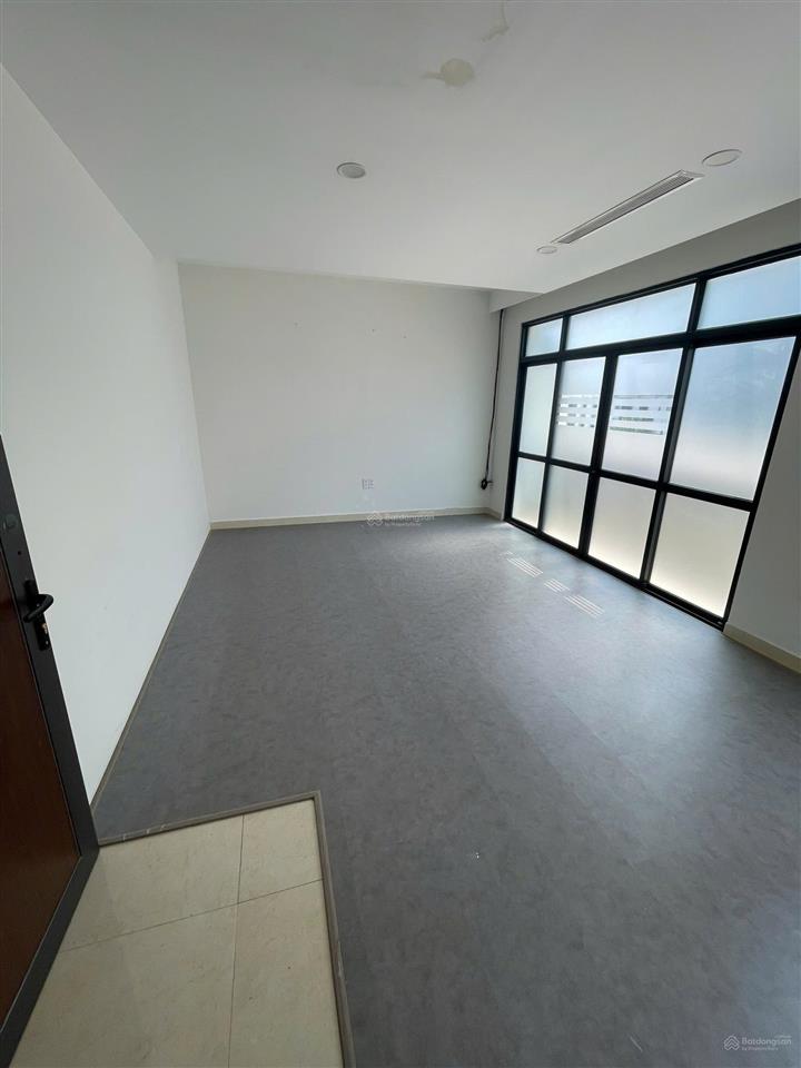 Cho thuê nhà riêng vinhomes hàm nghi, mỹ đình. dt 100m2, 5 tầng, thang máy. phù hợp các mô hình
