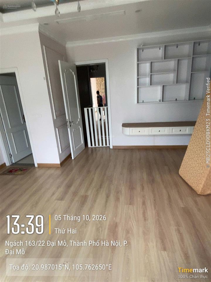 Cho thuê lẻ tầng 1+2 louis city, đại mỗ. dt 105m2, có thang máy, điều hòa. phù hợp vp+kd