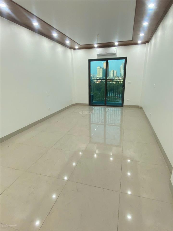Cho thuê nhà dịch vụ vạn phúcgần him lam. dt 50m2, 7 tầng thông sàn, thang máy, có pccc. đh đầy đủ
