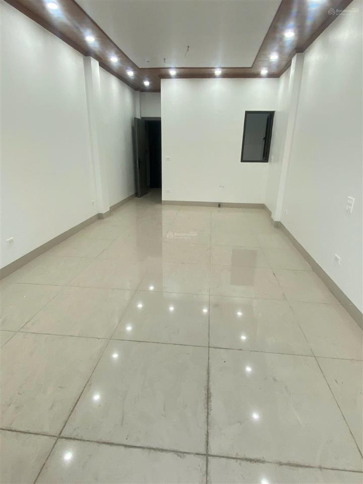 Cho thuê nhà dịch vụ vạn phúcgần him lam. dt 50m2, 7 tầng thông sàn, thang máy, có pccc. đh đầy đủ