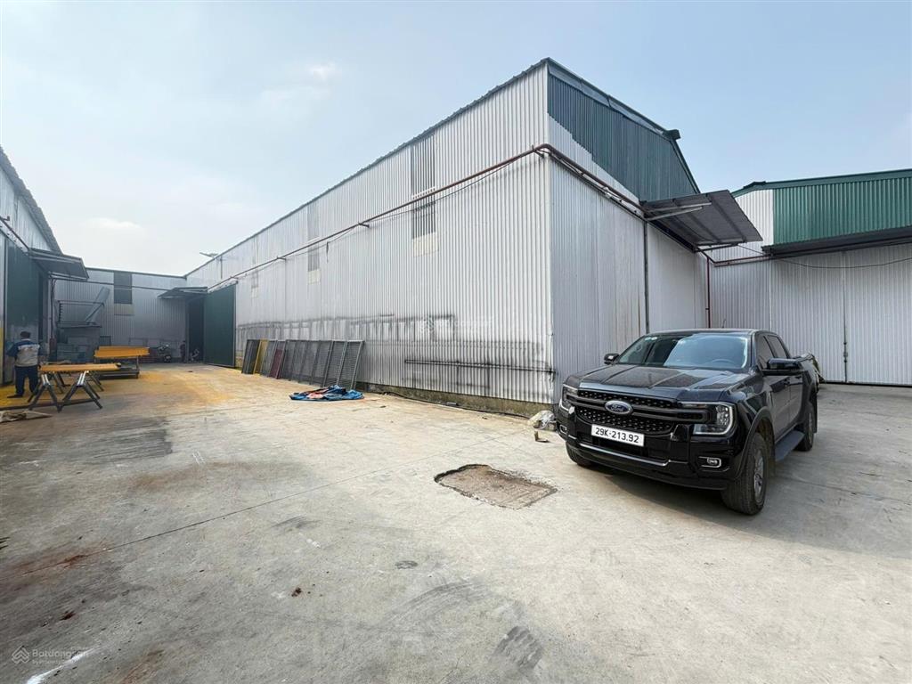 Cho thuê kho xưởng sơn đồng  an khánh. dt 700m2, xuất vat. có pccc vách tường, xe cont thoải mái