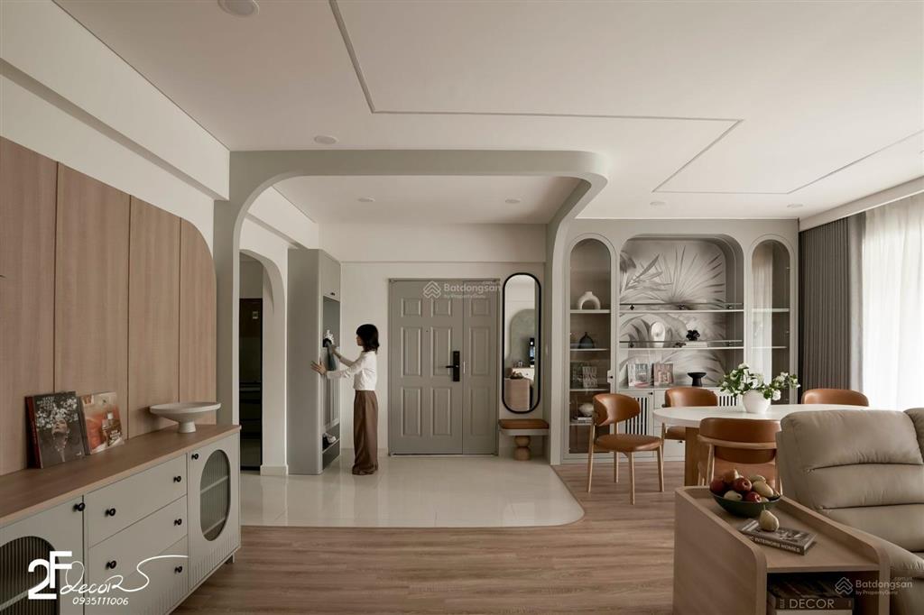 Bán căn hộ the antonia, phú mỹ hưng, ô xe, lầu 10, 87m2, 8,8 tỷ.  0903 920 ***