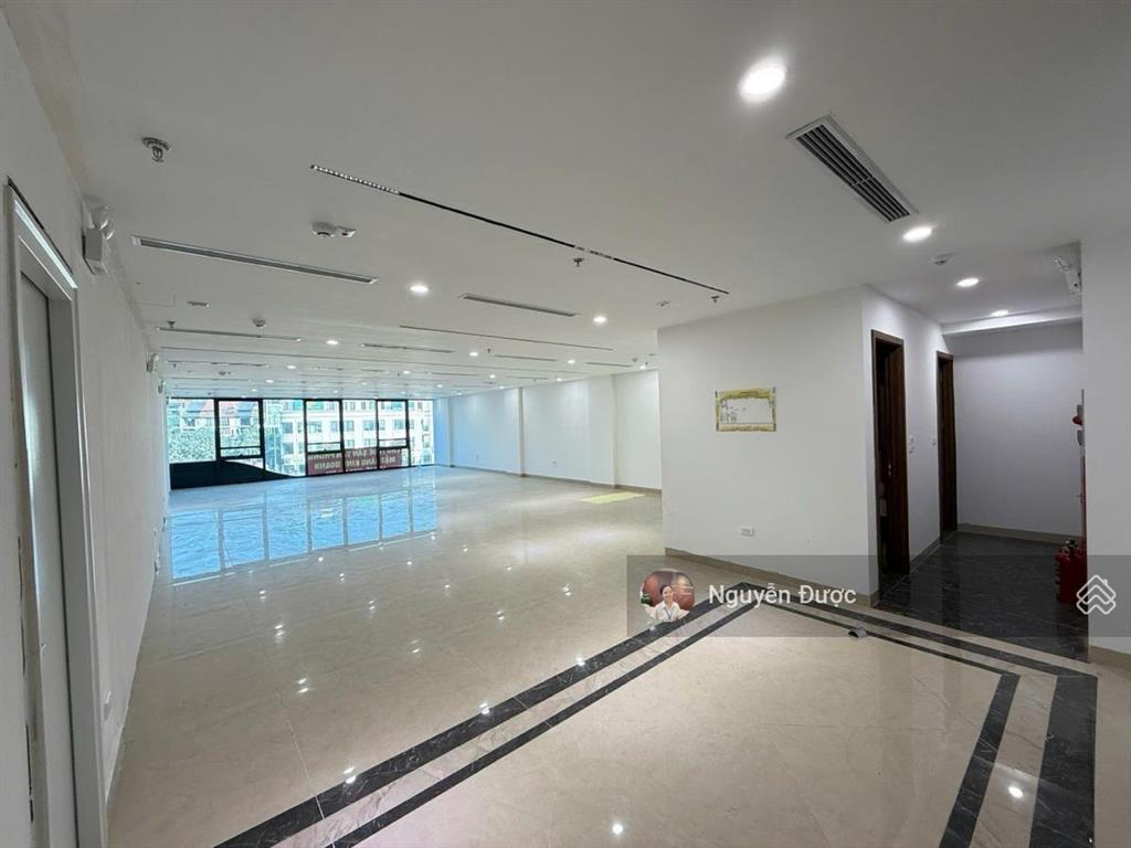 Mặt phố thanh xuân quận, sát vành đai 2.5, hàng xóm lê trọng tấn, toà vp 180m, 9 tầng mt 9m, lô góc