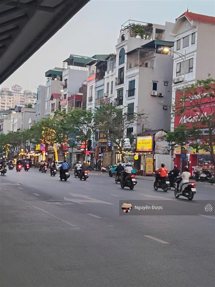 Bán nhà mp đại la, trục chính vành đai 2, vỉa hè 6m, dt 264m, 9 tầng thang máy, hầm để 5 oto, 165ty