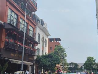 Xuân diệu  tây hồ, mặt phố 128m2, 4tầng, mt 7.6m, vị trí kim cương, phong thủy cực vượng chỉ 72 tỷ