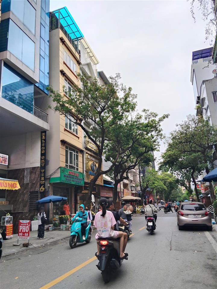 Bán nhà mặt phố đoàn thị điểm 158.9m² 9tầng, hầm ôtô, thang máy nhật pccc, thuê 2.5tỷ/năm chỉ 110tỷ