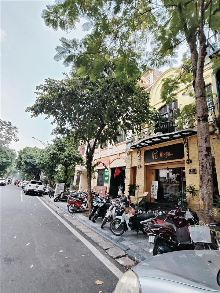Bán gấp! mặt phố phùng hưng, hoàn kiếm, dt 102m2, mt 5.4m, sổ vuông, cho thuê 150tr/th, giảm 6 tỷ