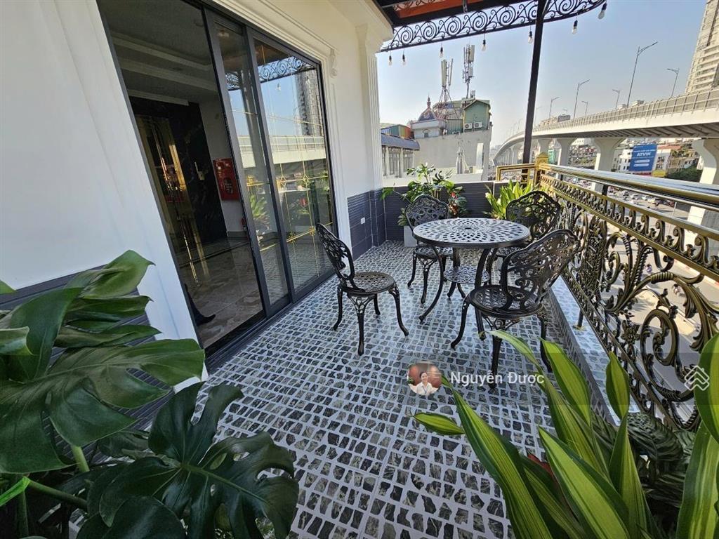 Mặt phố đại la, minh khai chỉ 29.5tỷ có ngay nhà 7 tầng, tháng may, mt 5m, sổ vuông, full nội thất