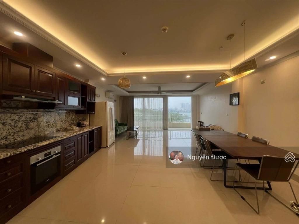 Mặt phốphố nhật chiêu, tây hô view hồ ngày đêm, đẳng cấp, dt 106m, mt 6.7m, 6 tầng, 1 mặt phố 1 ngõ