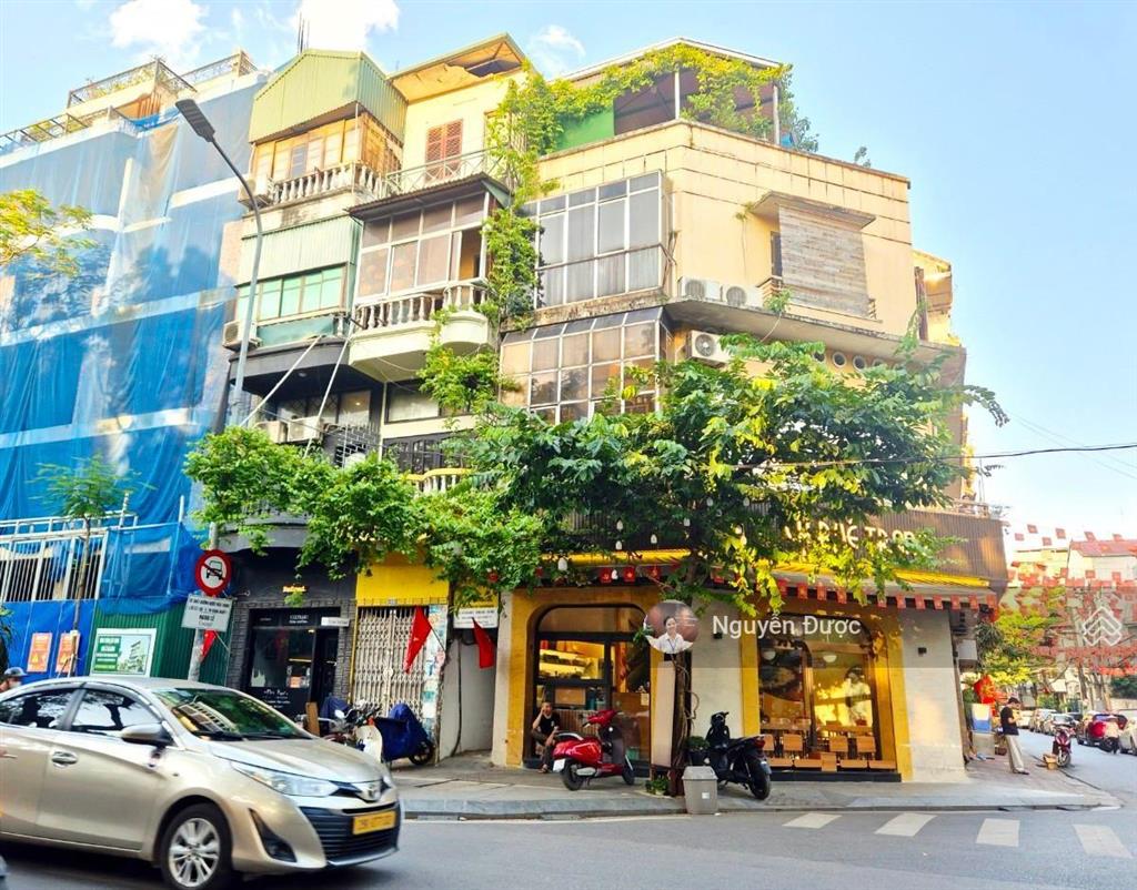 Mặt phố văn miếu, quốc tử giám, đống đa, dt 52/62m, mt 5.5m, sổ vuông, lô góc, chủ giảm sốc 33.5 tỷ