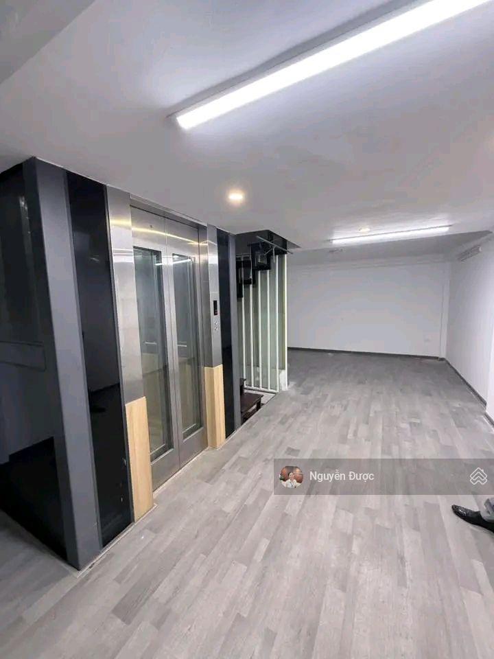 Mặt phố võ văn dũng, hoàng cầu, đống đa, dt 50/55m, mt 4.5m, nhà 9 tầng, kd đỉnh, 100m ra hồ, 37 ty