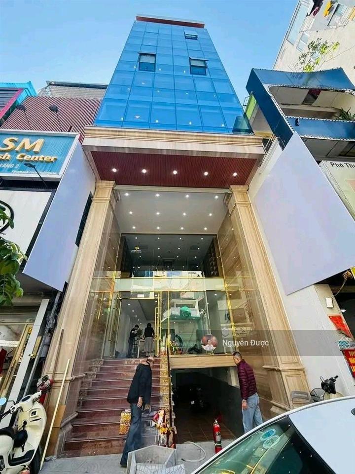 Mặt phố nguyễn chí thanh, đống đa, sát vincom, building 9 tầng, dt 115/135m, cho thuê 3 tỷ/năm