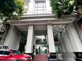 Mặt phố đống đa quận, view hồ, dt 400m, mt 14m, 10 tầng, 2 hầm, 2 thang máy, dòng tiền 7.2 tỷ/ năm