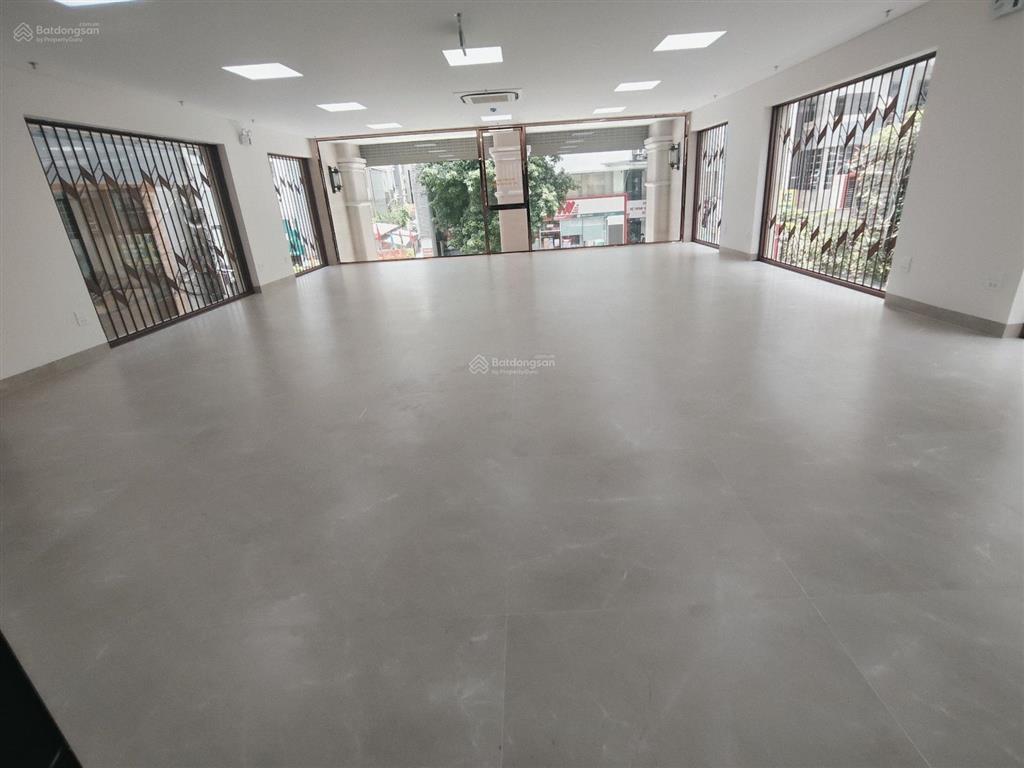 Mặt phố vương thừa vũ, trường chinh tòa nhà 10 tầng đẹp phố, mt 9m, sổ vuông, 3 mặt tiền