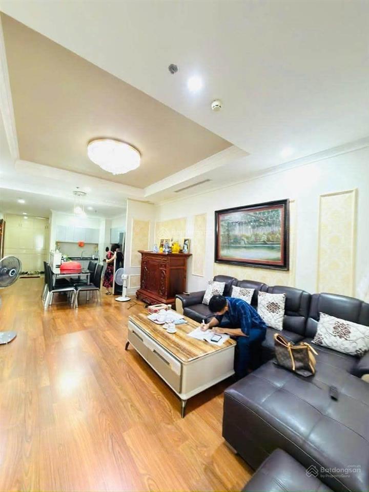 Mặt phố minh khai, hai bà trưng, diện tích 132m2 mặt tiền 9.2m xây tòa cực đỉnh, chỉ 300tr/m2