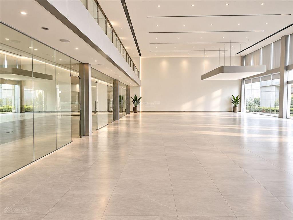Mặt phố võ chí công, tây hồ, diện tích gần 1200m2, mặt tiền 42m, phù hợp xây tòa cực đỉnh, 350 tỷ