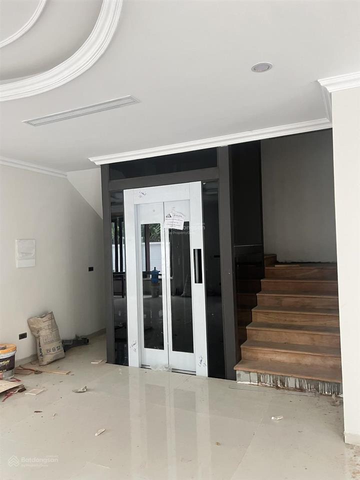 Cần cho thuê lô góc biệt thự louis đại mỗ vị trí đường lớn kinh doanh sầm uất  0964 961 ***