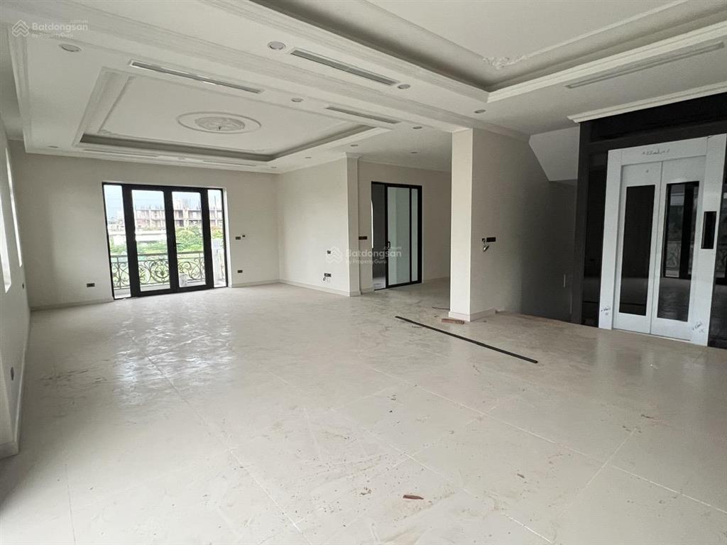 Cần cho thuê lô góc biệt thự louis đại mỗ vị trí đường lớn kinh doanh sầm uất  0964 961 ***