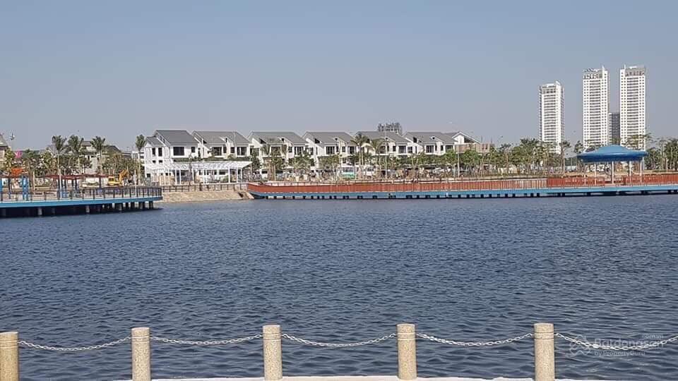 Chính chủ bán căn an vượng villa cạnh công viên thiên văn học giá 33tỷ.  0964 961 ***