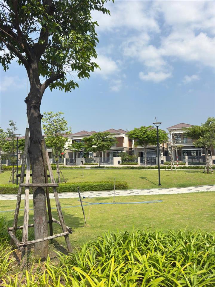 Bán biệt thự view công viên siêu đẹp 1 căn duy nhất