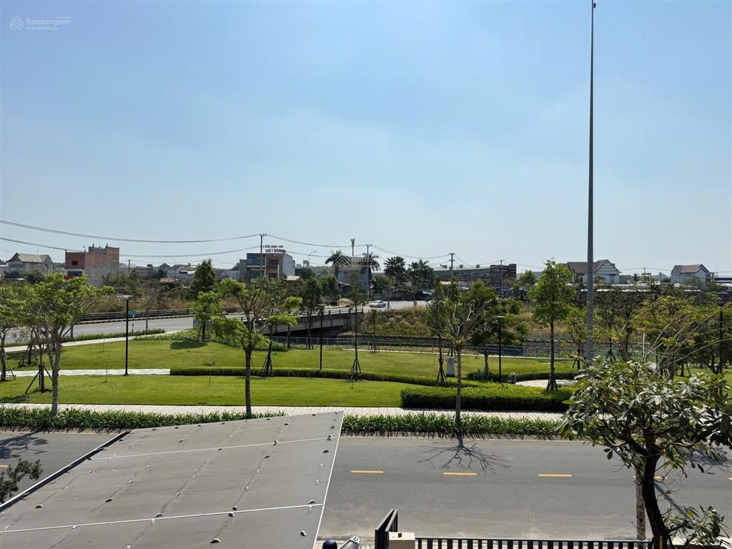 Bán biệt thự view công viên siêu đẹp 1 căn duy nhất