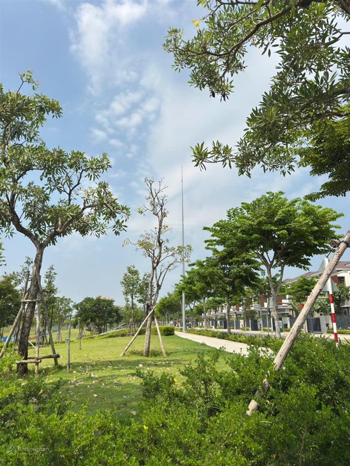 Bán biệt thự view công viên siêu đẹp 1 căn duy nhất