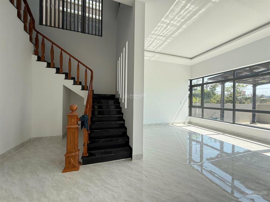 Bán biệt thự view công viên siêu đẹp 1 căn hiếm có